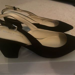 Black suede sandal - dressy